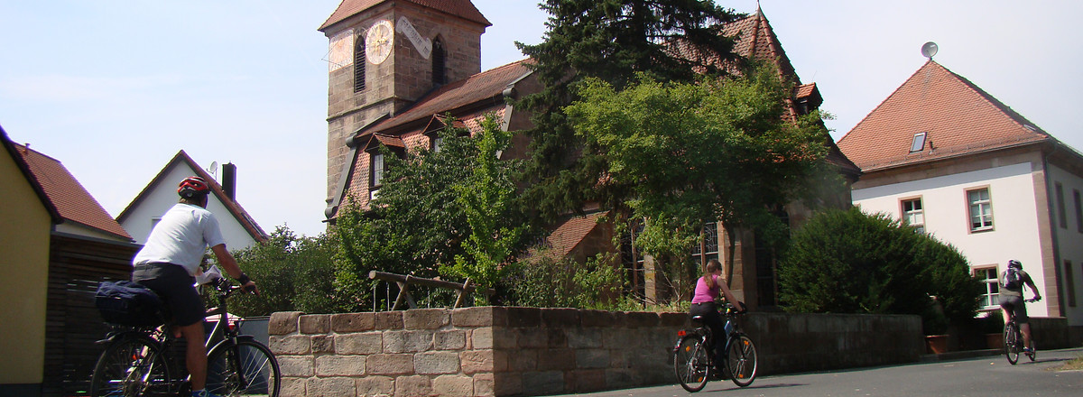 Durch Tennenlohe &ndash;  (VGN &copy;&nbsp;VGN GmbH)