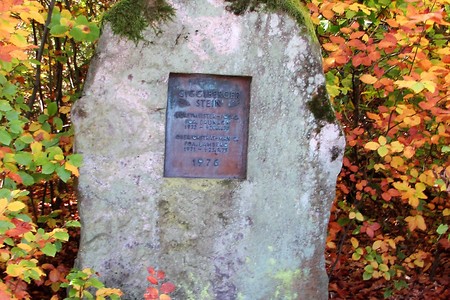 Gigelberger Gedenkstein &ndash; (09.02.2018, VGN &copy;&nbsp;VGN GmbH)