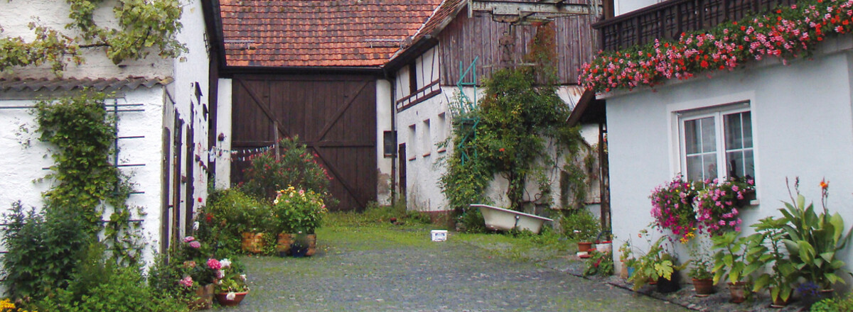 Alter Bauernhof in Rennhofen &ndash;  (VGN und Stadt Neustadt a. d. Aisch &copy;&nbsp;VGN GmbH und Stadt Neustadt a. d. Aisch)