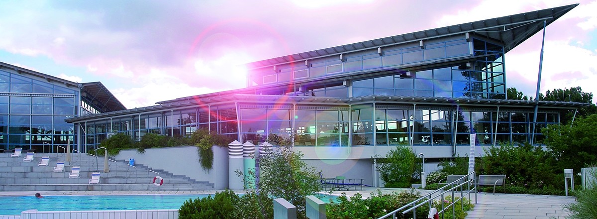 Treuchtlingen Altmühltherme Aussenansicht &ndash;  (05.11.2015, Altmühltherme Treuchtlingen &copy;&nbsp;Altmühltherme Treuchtlingen)