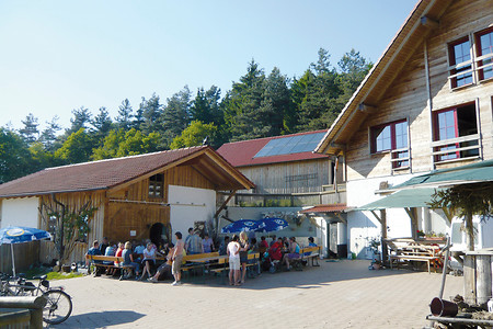 Vor dem Gradlhof &ndash; (VGN &copy;&nbsp;VGN GmbH)