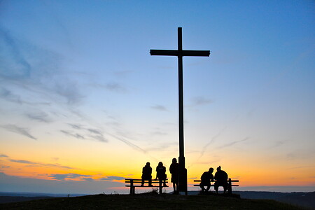 Sonnenuntergang auf dem Walberla &ndash; Schulausflug in die Fränkische Schweiz - natürlich mit dem VGN! (Anne Grundig &copy;&nbsp;Anne Grundig)