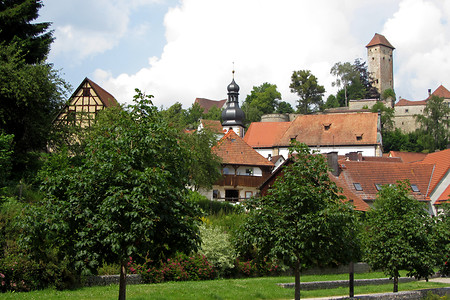 Start in Neuhaus &ndash; (06.07.2013, VGN &copy;&nbsp;VGN GmbH)