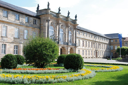 Neues Schloss mit Staatsgemäldesammlung und Archäologisches Museum (EN) &ndash; 1753 erbaut (VGN &copy;&nbsp;VGN GmbH 2010)