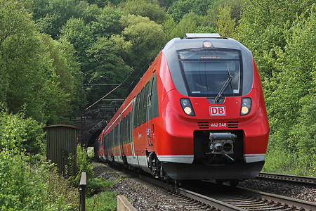 Ausfahrt Burgberg Tunnel &ndash; (25.05.2018, DB AG &copy;&nbsp;C. Weber)