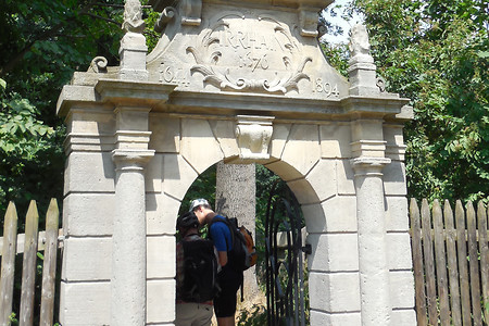 Eingang zum Irrhain &ndash; (09.05.2016, VGN &copy;&nbsp;VGN GmbH)