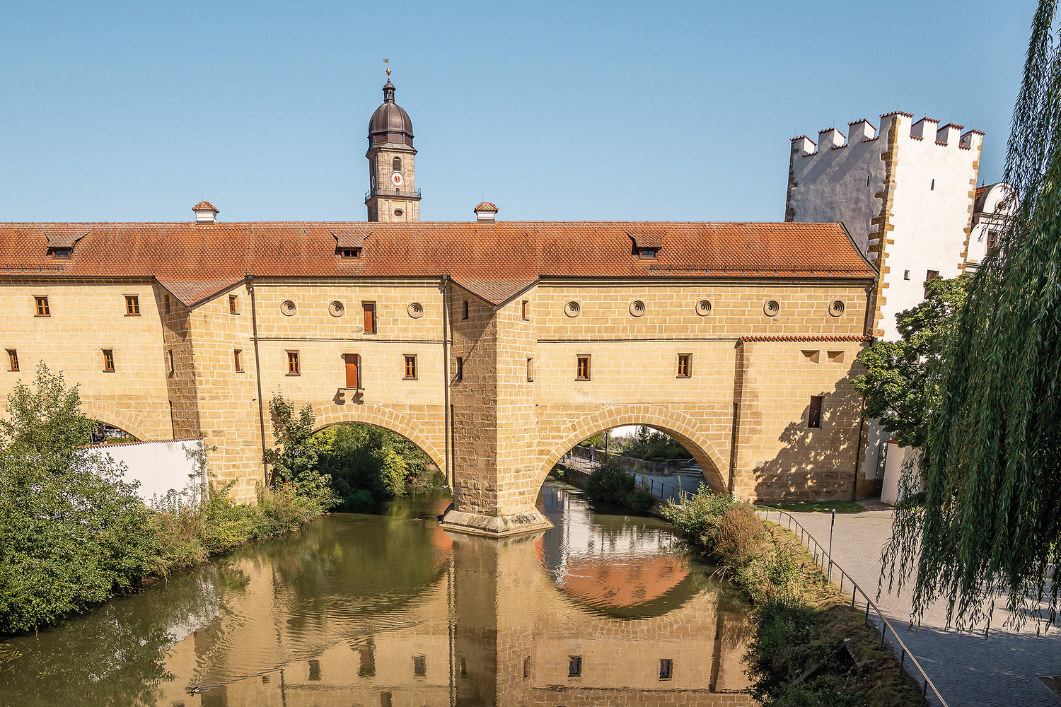 Die markante Amberger Stadtbrille. &ndash;  (&copy;&nbsp;Yvonne Herms)